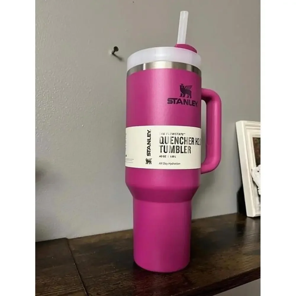 Stanley Quencher H2.0 FlowState 40oz Tumbler Fuchsia Pink NWT - Picture 2 of 8